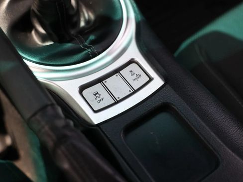Used 2017 Toyota 86 RWD image 33