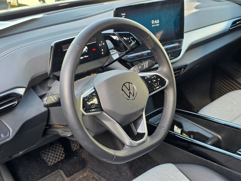 Used 2023 Volkswagen ID.4 Pro RWD image 11