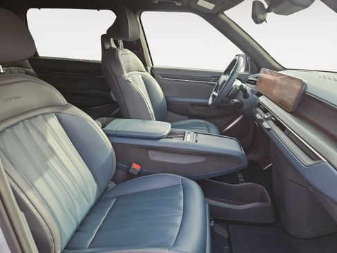 Used 2024 Kia EV9 GT-Line image 15