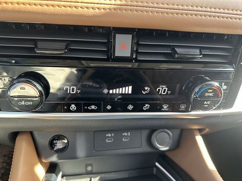 New 2026 Nissan Rogue Platinum AWD/4WD image 19