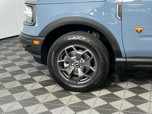 Used 2021 Ford Bronco Sport Badlands image 9