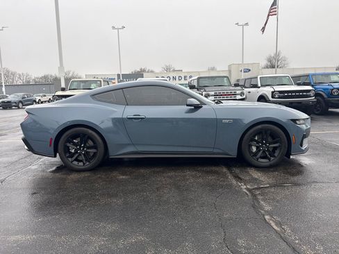 Used 2025 Ford Mustang GT image 6