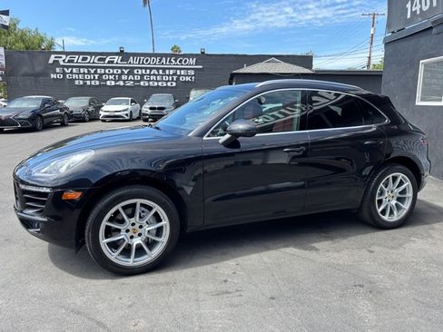 Used 2017 Porsche Macan S AWD/4WD image 16