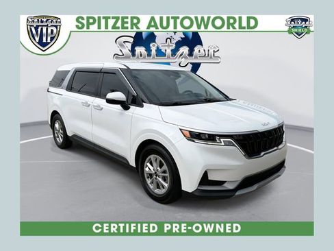 Used 2023 Kia Carnival LX FWD image 1