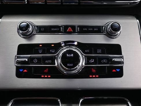 Used 2023 Lincoln Aviator AWD image 18