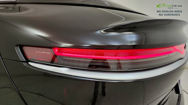 Used 2024 Lucid Air Pure RWD image 27