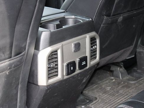 Used 2020 Ford F150 Lariat image 18