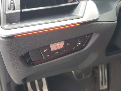 Used 2022 BMW M340i xDrive image 11