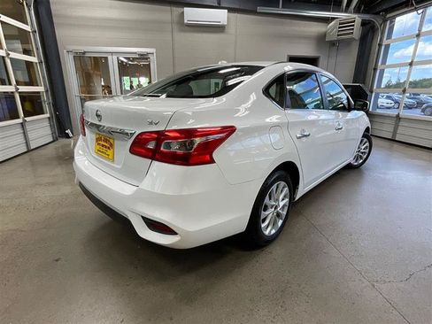 Used 2019 Nissan Sentra SV FWD image 5