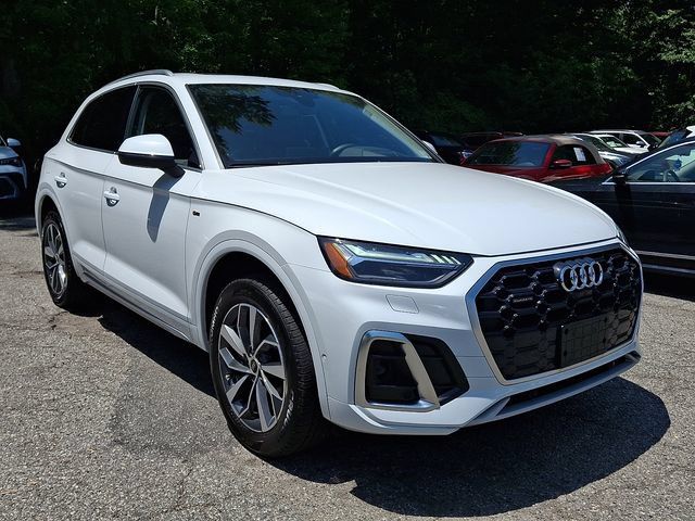 Used 2023 Audi Q5 2.0T Prestige w/ Prestige Package AWD/4WD image 2