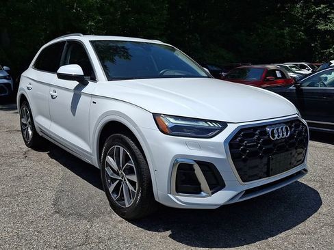 Used 2023 Audi Q5 2.0T Prestige w/ Prestige Package AWD/4WD image 2