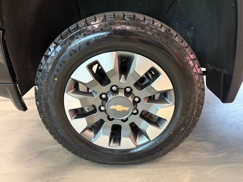 Used 2022 Chevrolet Silverado 2500 Custom w/ Gooseneck/5TH Wheel Package AWD/4WD image 22