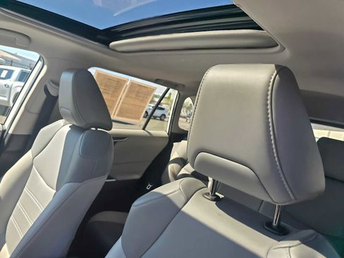 Used 2023 Toyota RAV4 XLE Premium image 26