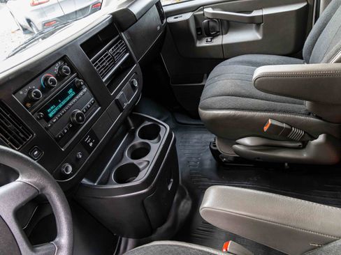 Used 2023 GMC Savana 2500 w/ Driver Convenience Package image 17