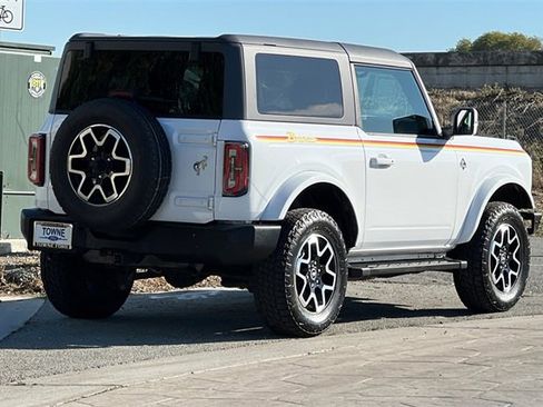 Used 2021 Ford Bronco Outer Banks image 4