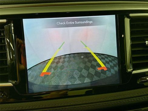 Used 2019 Chrysler Pacifica Limited FWD image 8