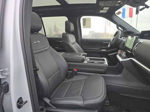 New 2025 Ford Expedition Max Platinum w/ Stealth Performance Package image 29