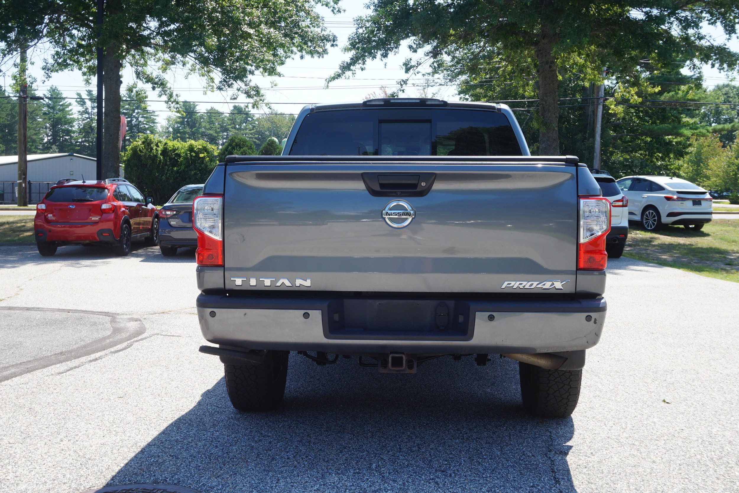 Used 2019 Nissan Titan PRO-4X w/ Pro-4x Utility Package AWD/4WD image 6