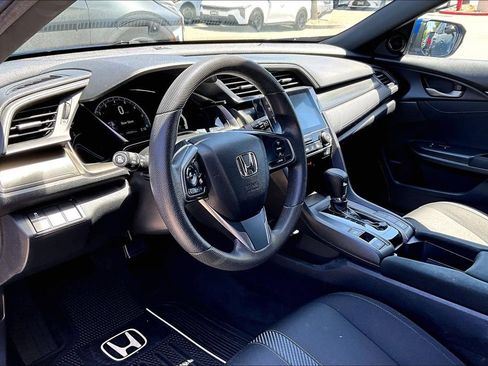 Used 2017 Honda Civic EX image 9