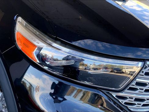 Used 2022 Ford Explorer Limited w/ Equipment Group 301A image 27