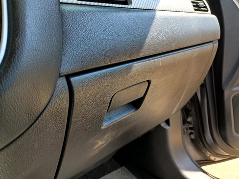 Used 2018 Mitsubishi Outlander ES image 34