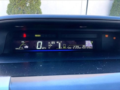 Used 2012 Toyota Prius V Two image 25