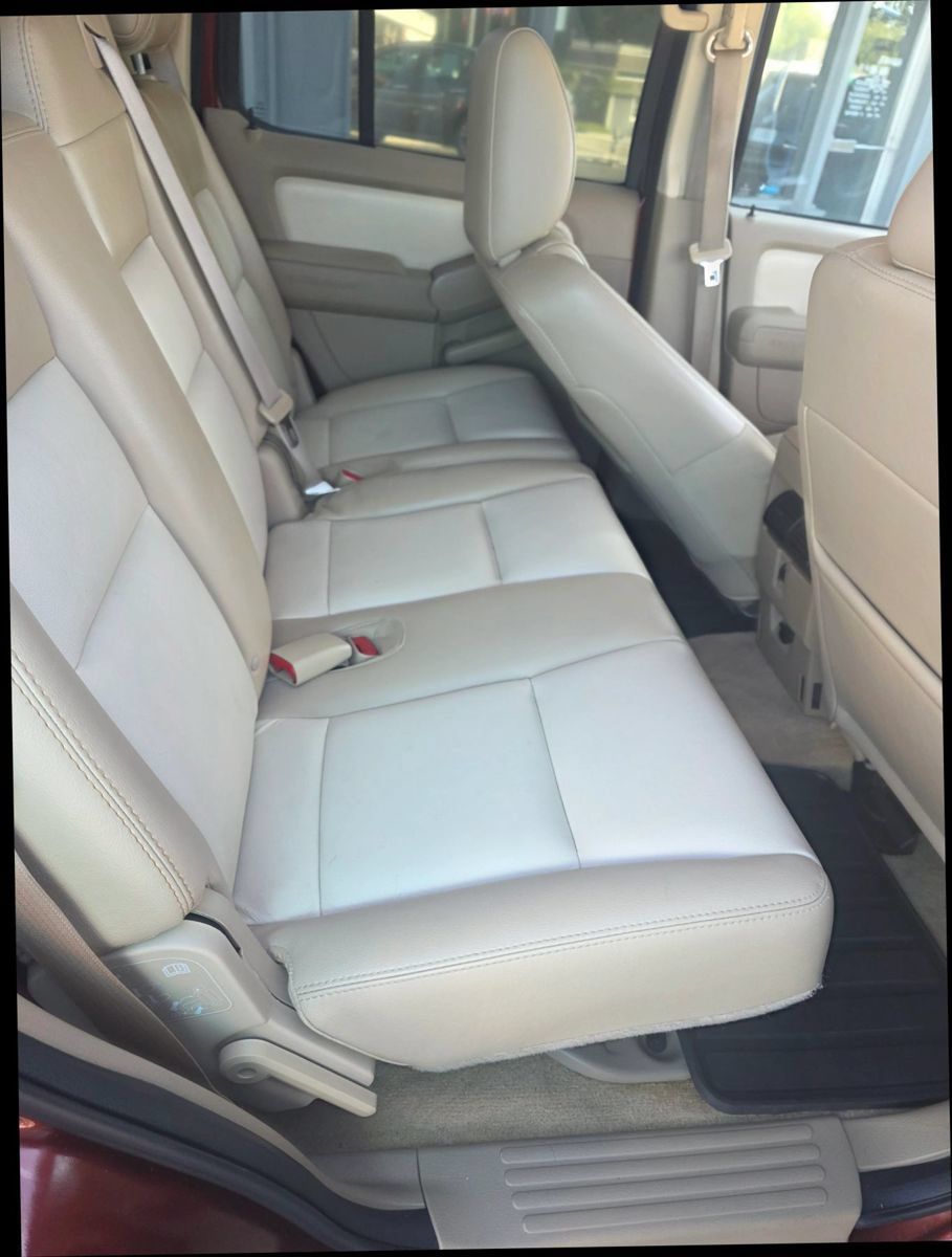 Used 2009 Ford Explorer Eddie Bauer AWD/4WD image 11