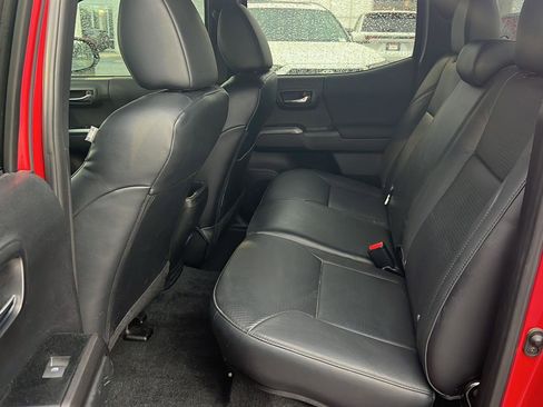 Certified 2023 Toyota Tacoma TRD Sport w/ TRD Premium Sport Package image 11