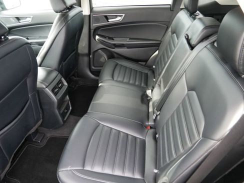 Certified 2024 Ford Edge SEL image 8