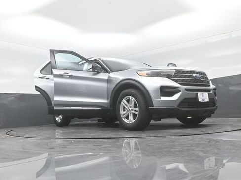 Certified 2023 Ford Explorer XLT AWD/4WD image 29