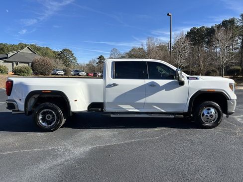 Used 2023 GMC Sierra 3500 SLT w/ SLT Premium Package image 23