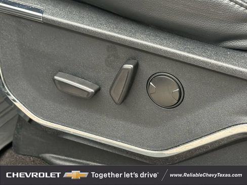 Used 2022 Ford F150 Lariat w/ FX4 Off-Road Package AWD/4WD image 33