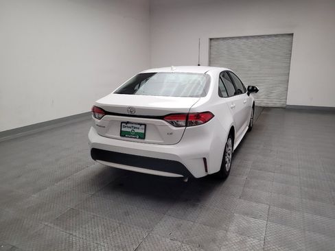Used 2022 Toyota Corolla LE image 7