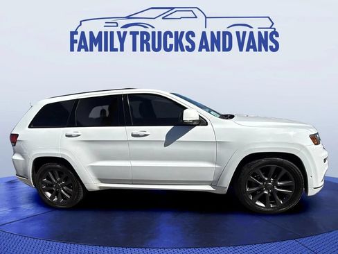 Used 2018 Jeep Grand Cherokee High Altitude AWD/4WD image 6