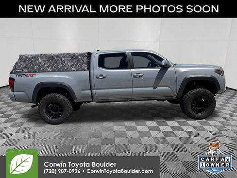 Used 2019 Toyota Tacoma TRD Off-Road w/ TRD Premium Off Road Package AWD/4WD image 9
