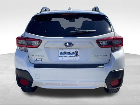 Used 2023 Subaru Crosstrek 2.0i Premium image 3