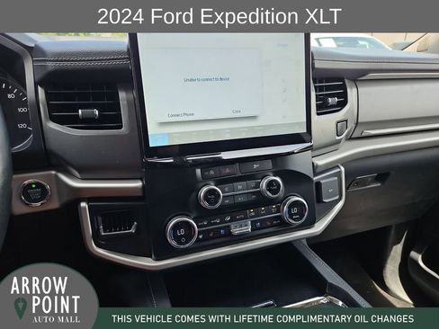 Used 2024 Ford Expedition XLT RWD image 25