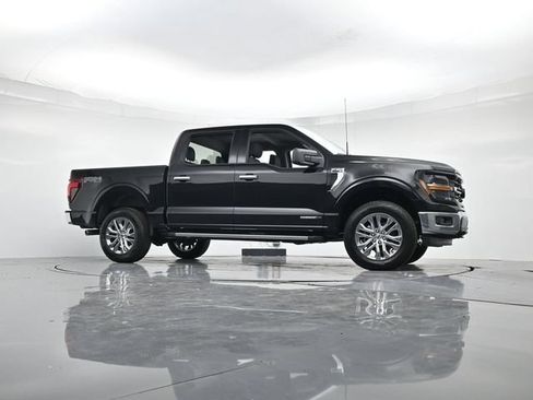 New 2026 Ford F150 XLT w/ XLT Chrome Appearance Package AWD/4WD image 32