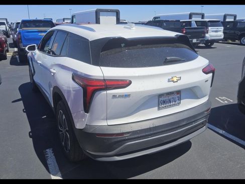 Used 2024 Chevrolet Blazer EV LT AWD/4WD image 5