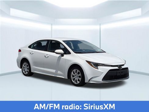 Used 2024 Toyota Corolla LE FWD image 10