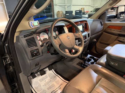 Used 2006 Dodge Ram 2500 Truck Laramie w/ Trailer Tow Group image 26