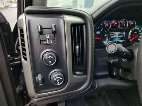 Used 2018 Chevrolet Silverado 3500 High Country image 10