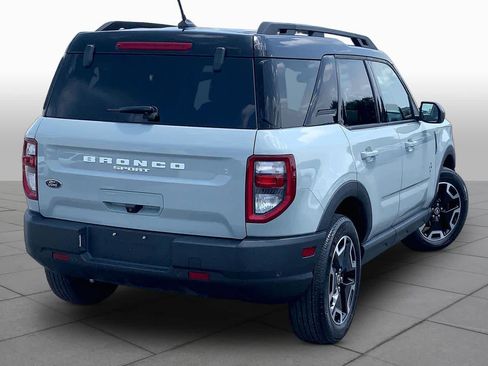 Certified 2022 Ford Bronco Sport Outer Banks w/ Tech Package AWD/4WD image 13