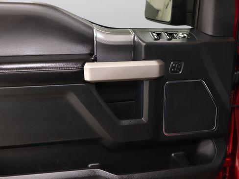 Used 2015 Ford F150 Lariat AWD/4WD image 24
