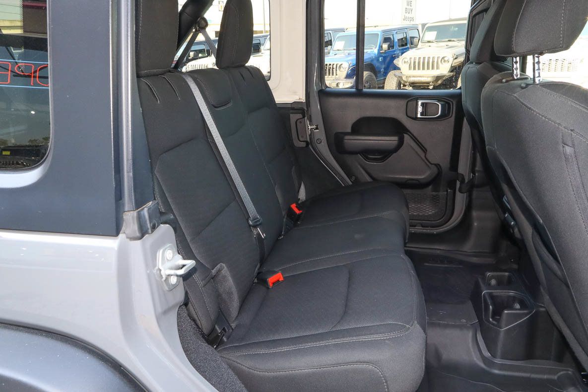 Used 2022 Jeep Wrangler Unlimited Sport AWD/4WD image 22