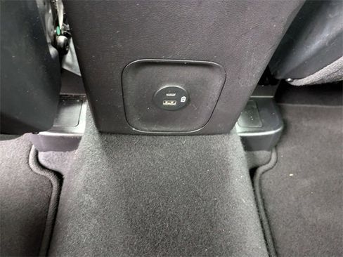 Used 2021 Ford Escape SE w/ SE Sport Appearance Package image 27