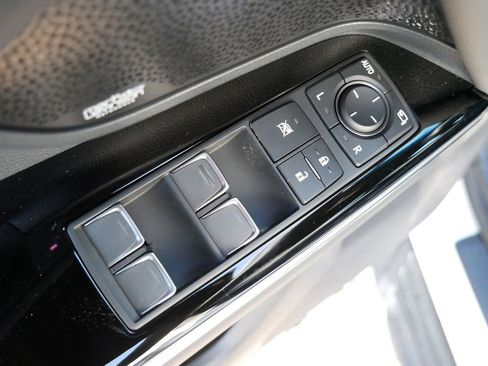 New 2026 Lexus LX 700h Luxury image 15