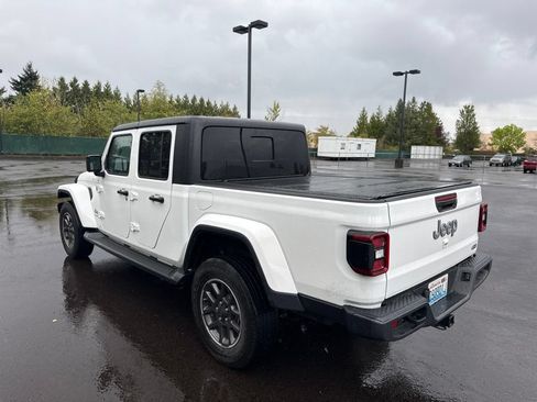 Used 2020 Jeep Gladiator Overland AWD/4WD image 5