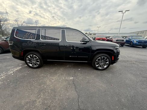 Used 2024 Jeep Grand Wagoneer Series III w/ Rear Seat Video Group 1 image 4