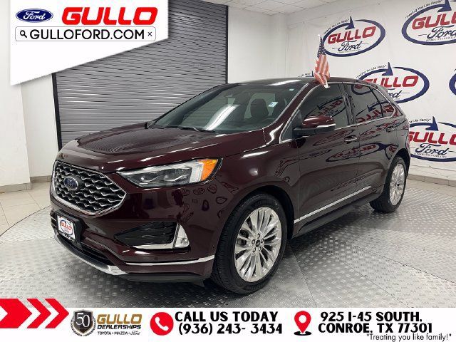 Used 2020 Ford Edge Titanium w/ Equipment Group 301A FWD image 3